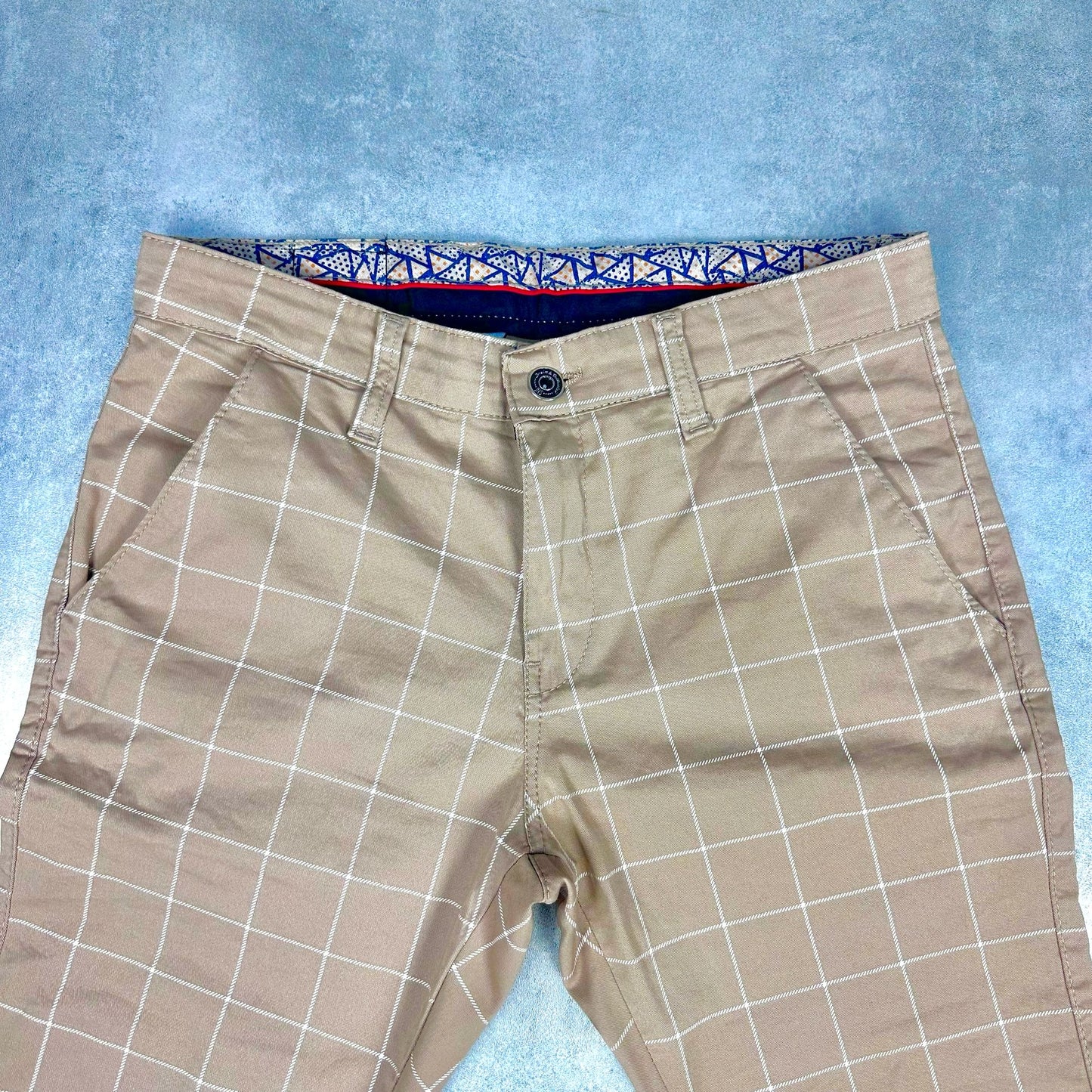 Karirane slim-fit karamel - BB08