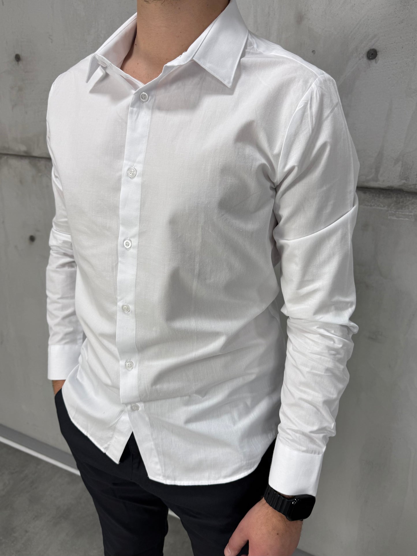 Bela classic košulja