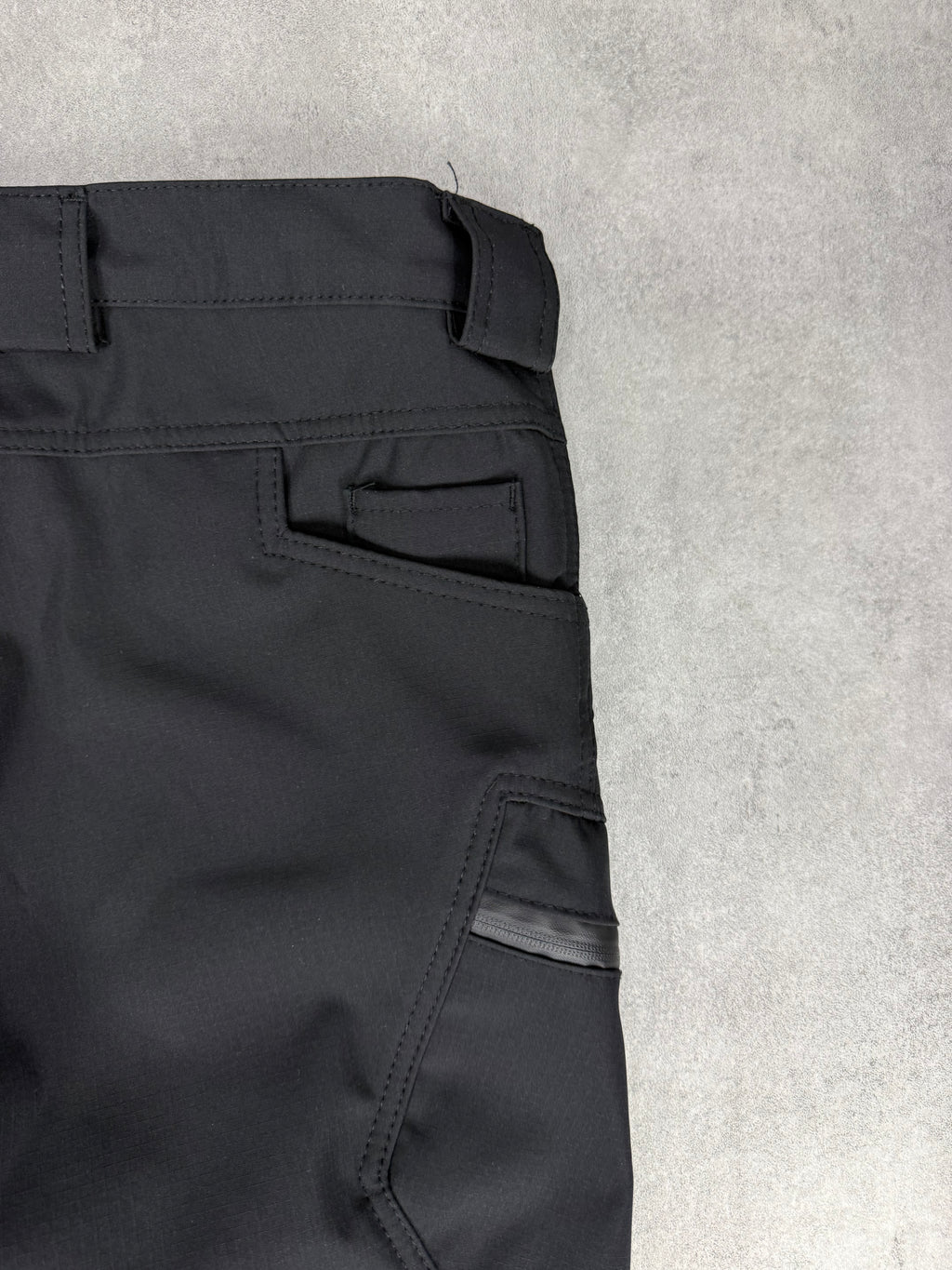 Titan taktičke crne pantalone