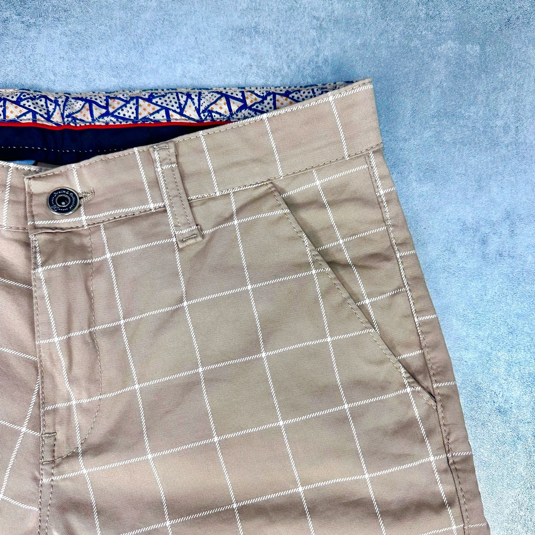 Karirane slim-fit karamel - BB08