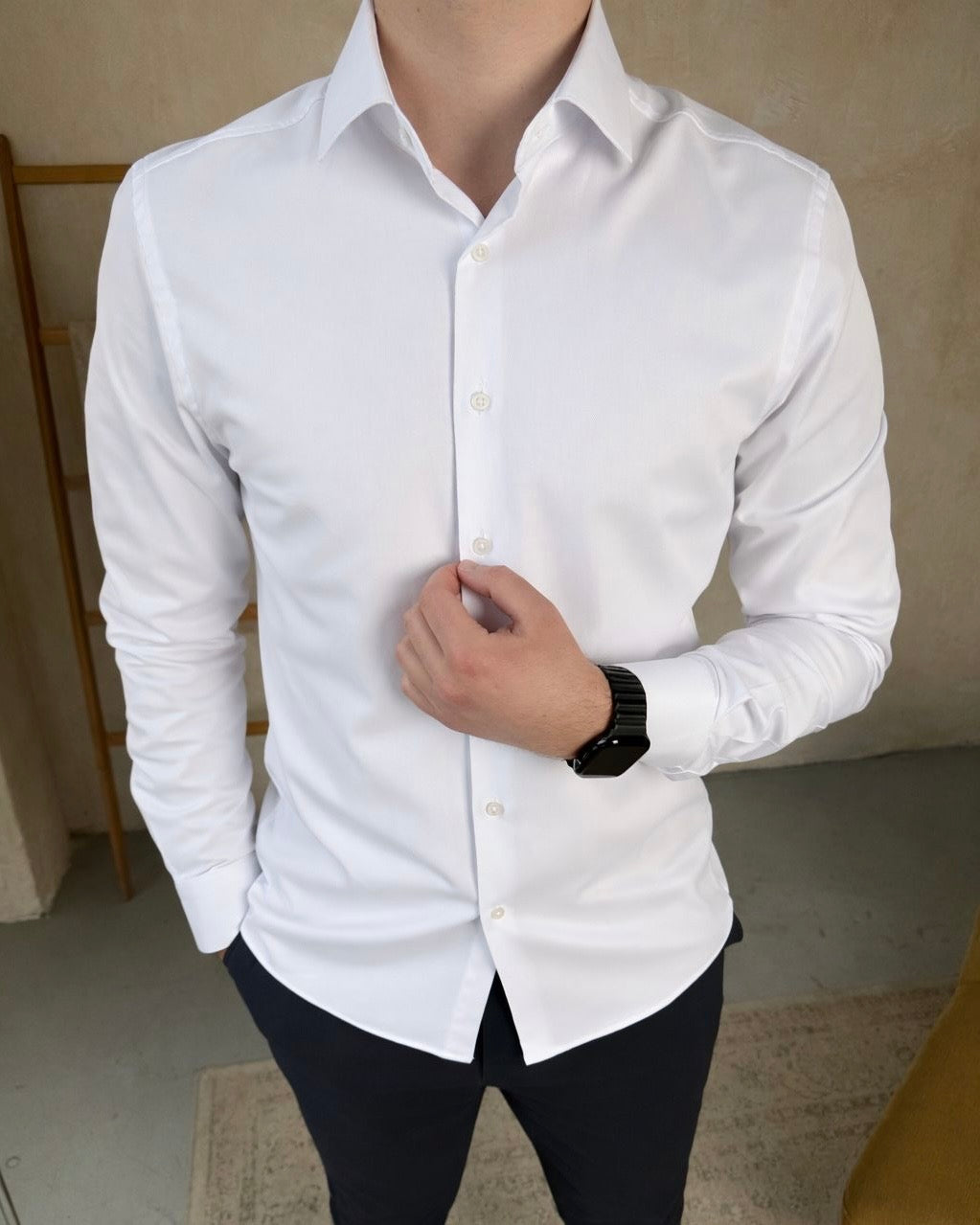 Bela classic kosulja