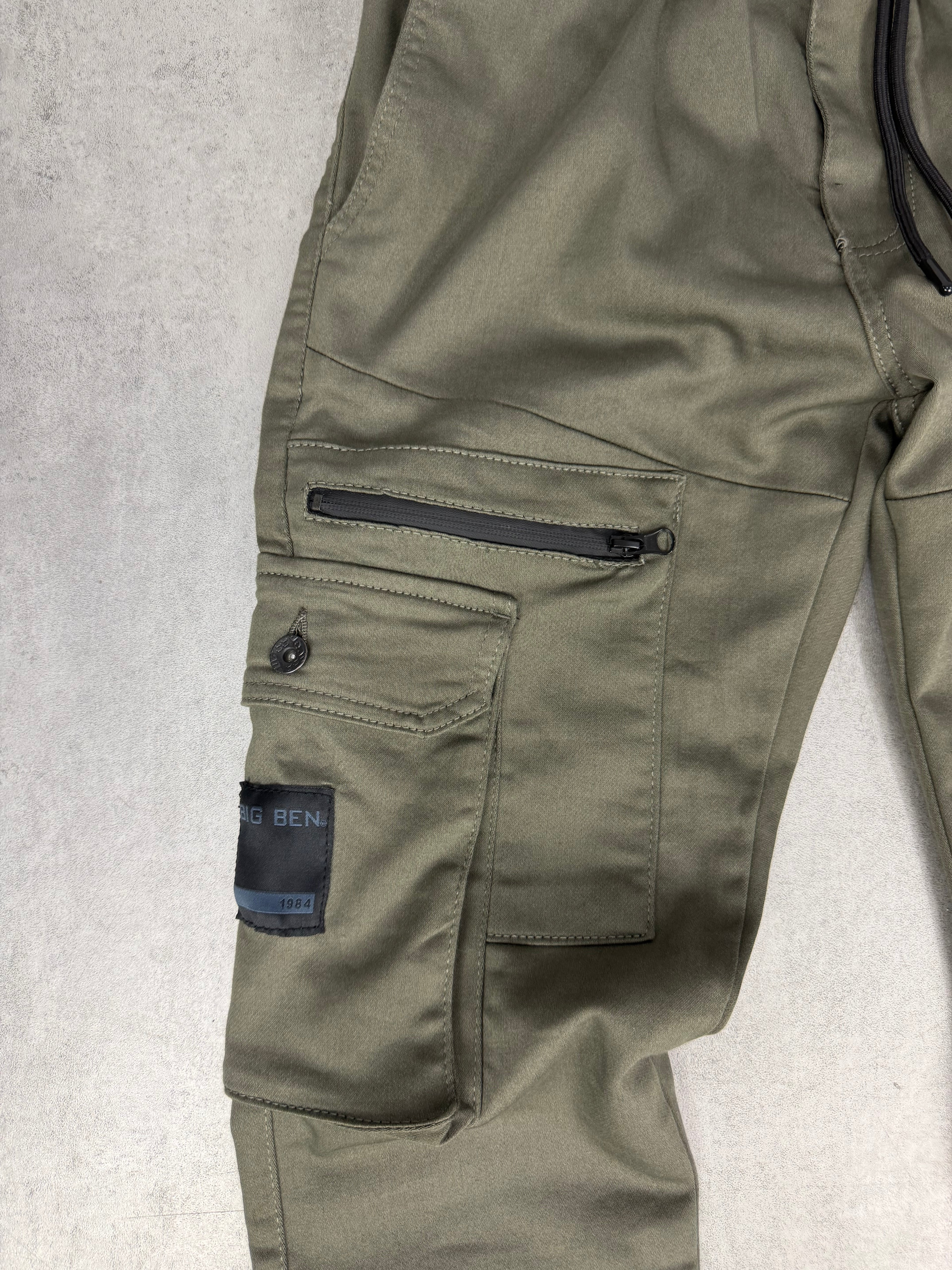 Kratos zelena dzeparka - BB502