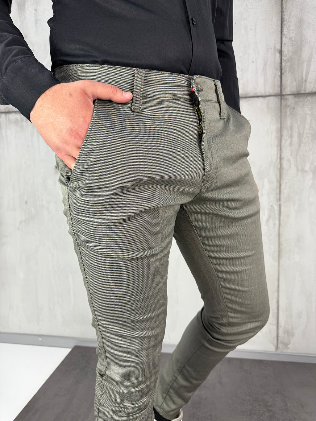 Maslinaste slim-fit elegantne - BB192