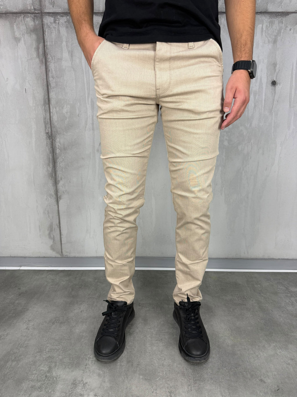 Muska elegantna pantalona perfekt fit kroja