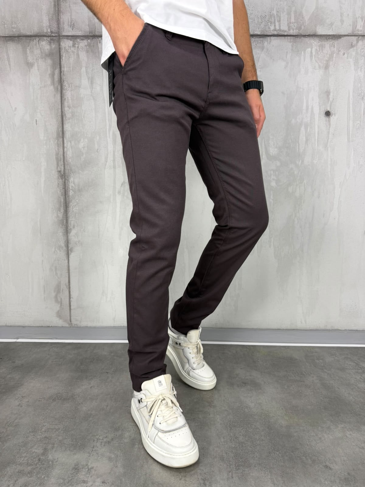 Muska elegantna pantalona perfekt fit kroja
