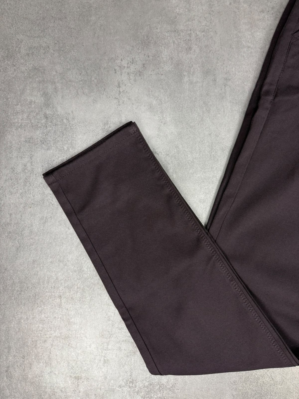 Muska elegantna pantalona perfekt fit kroja