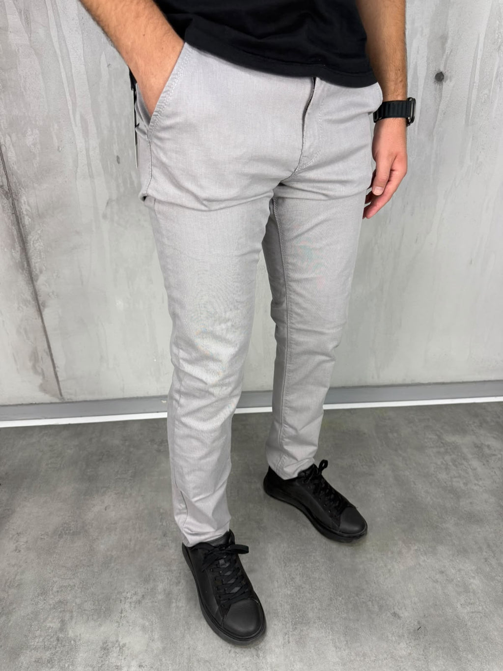 Muska elegantna pantalona perfekt fit kroja