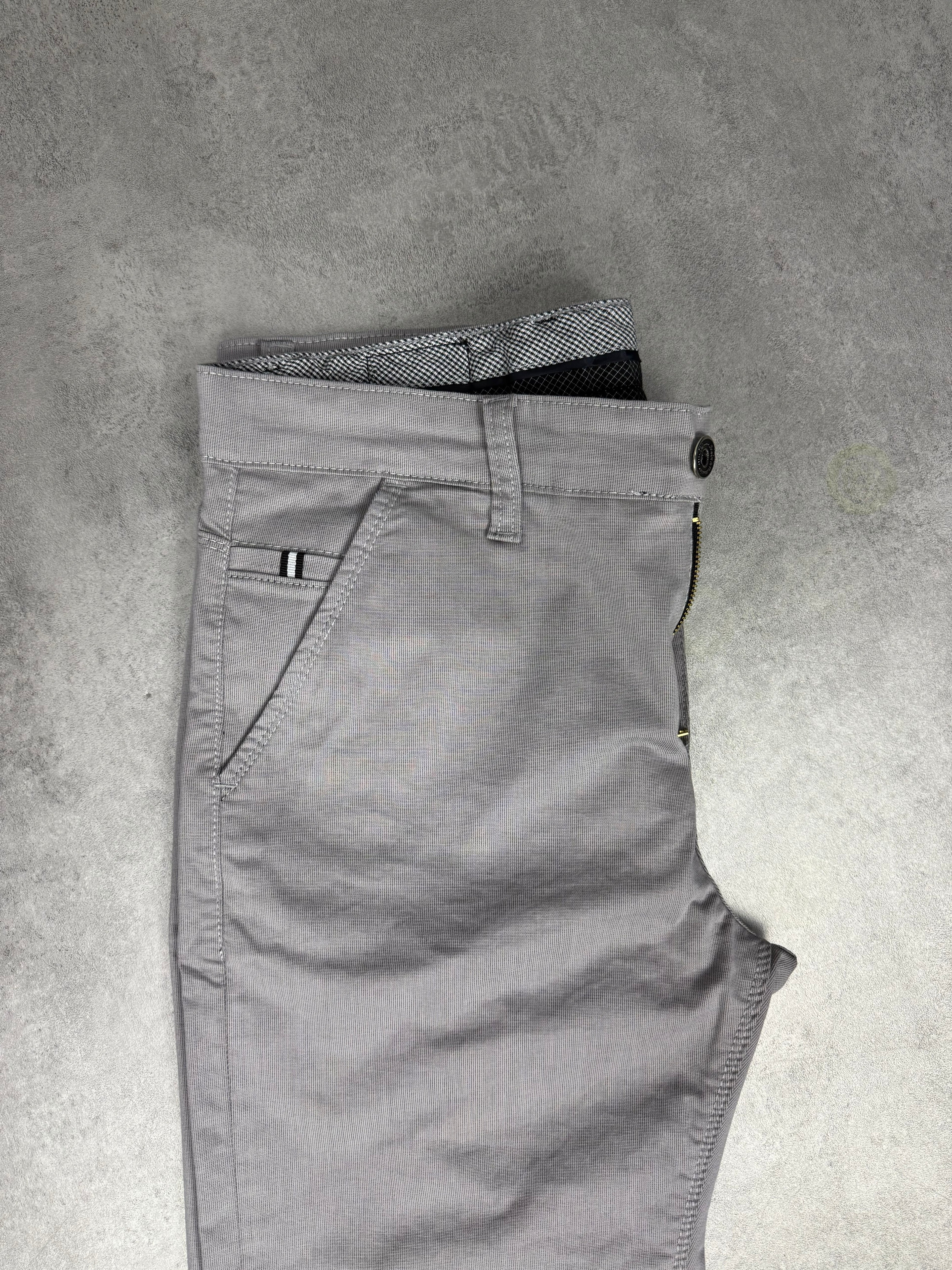 Muska elegantna pantalona perfekt fit kroja