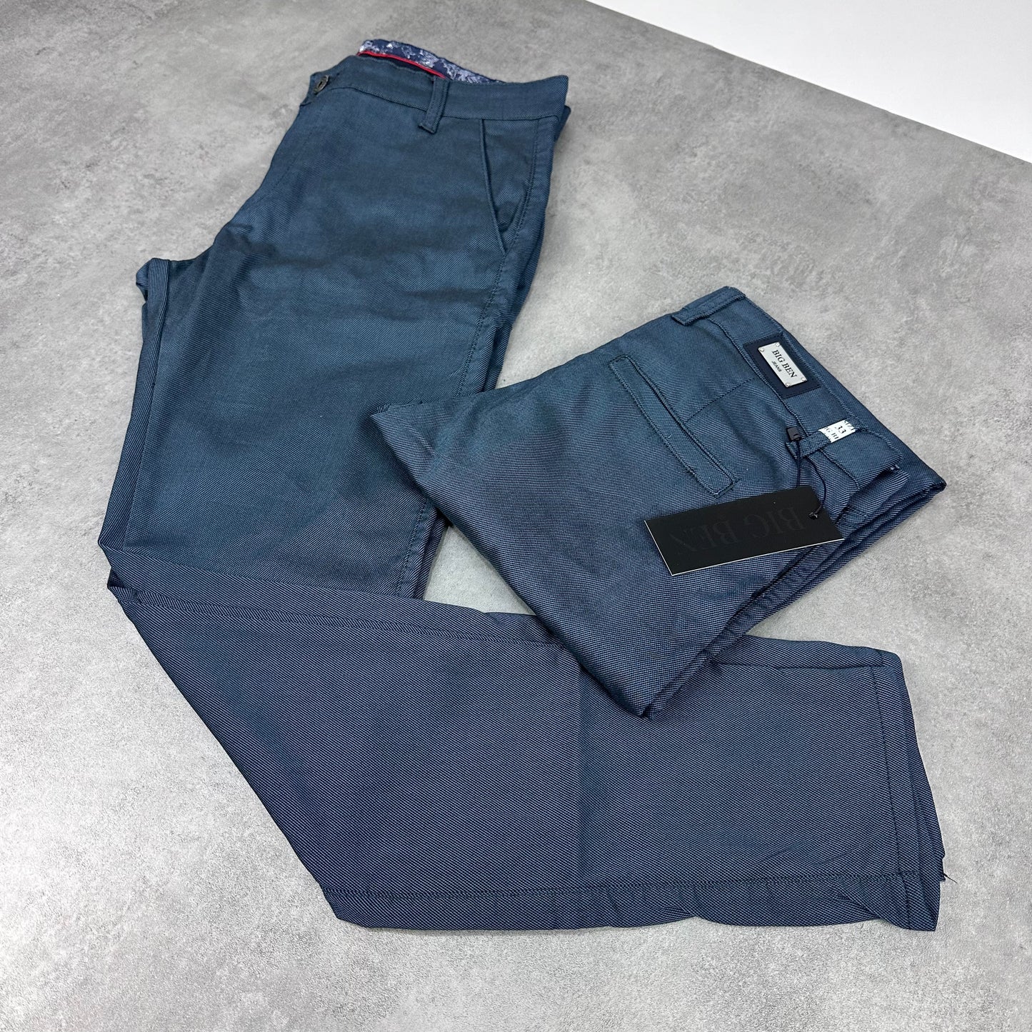 Lapis slim-fit elegantne - BB183